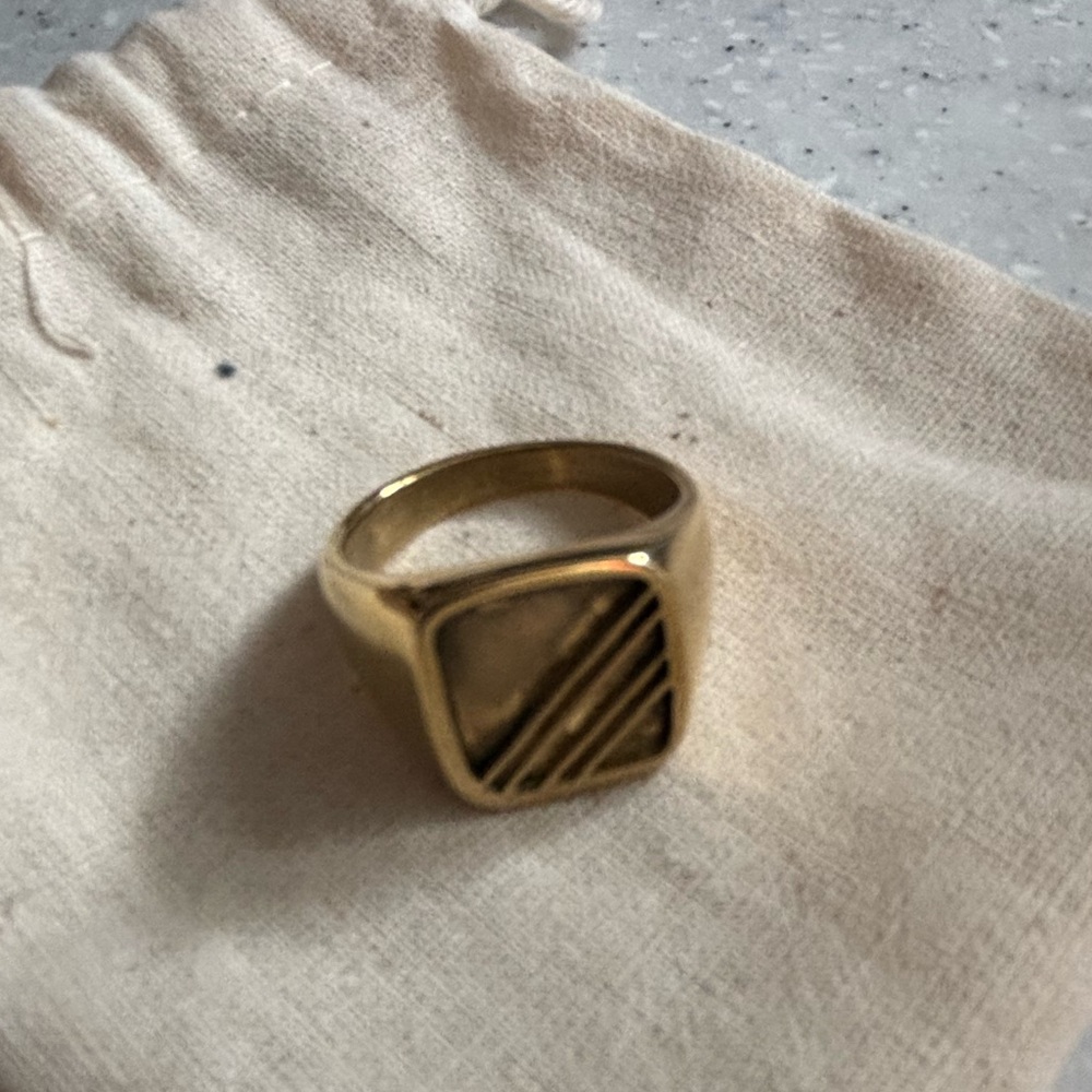 Signet Ring with Diagonal Lines - Size 8